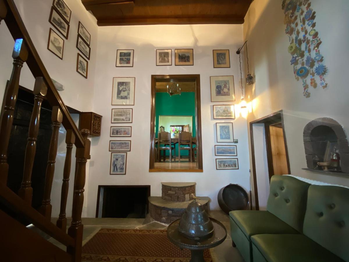 Arhontiko Theofilos Apartment Makrinitsa